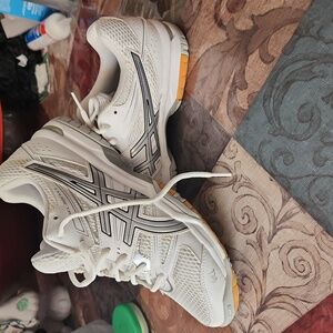 Never worn brand new Asics!